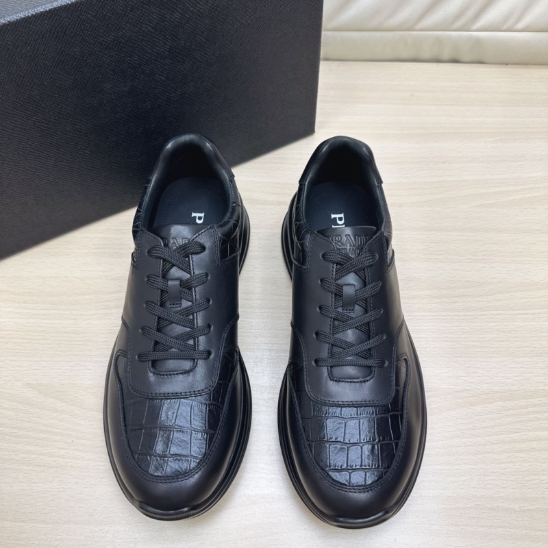 Pra*a casual shoes